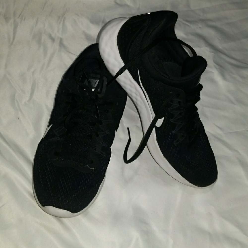 Nike skyelux 7 1/2